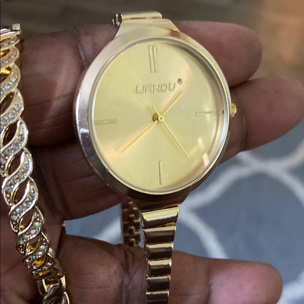 Liandu Gold Women's Watch with bracelet